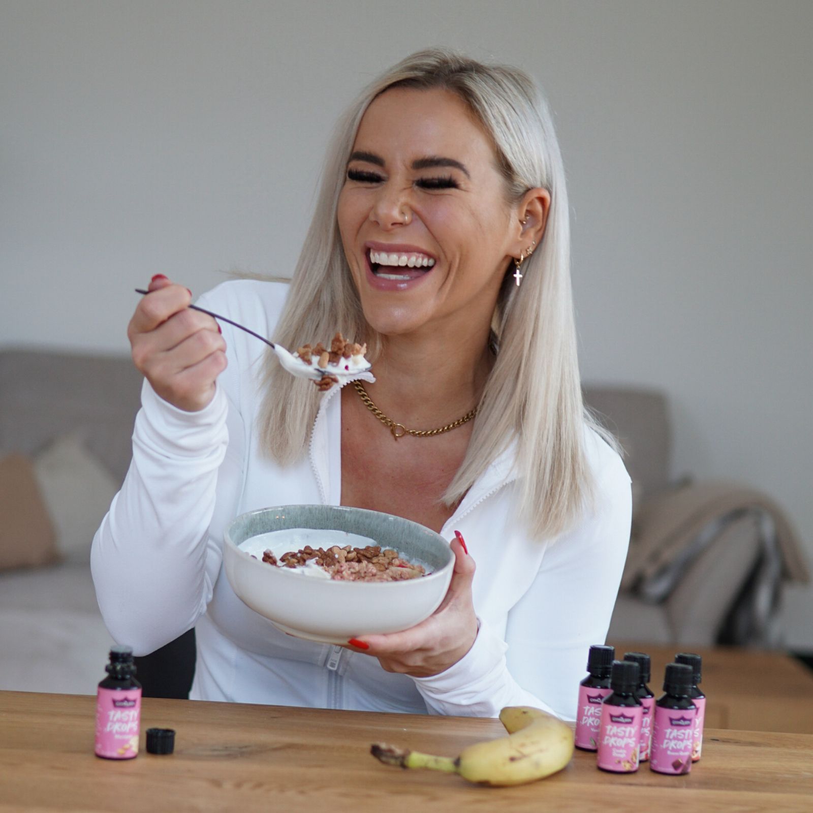 NEW YEAR DEAL: 7Für3 Protein Coffee und Tasty Drops mit GRATIS Protein Coffee + Zero Drink + 3x Tasty Drops und Shaker