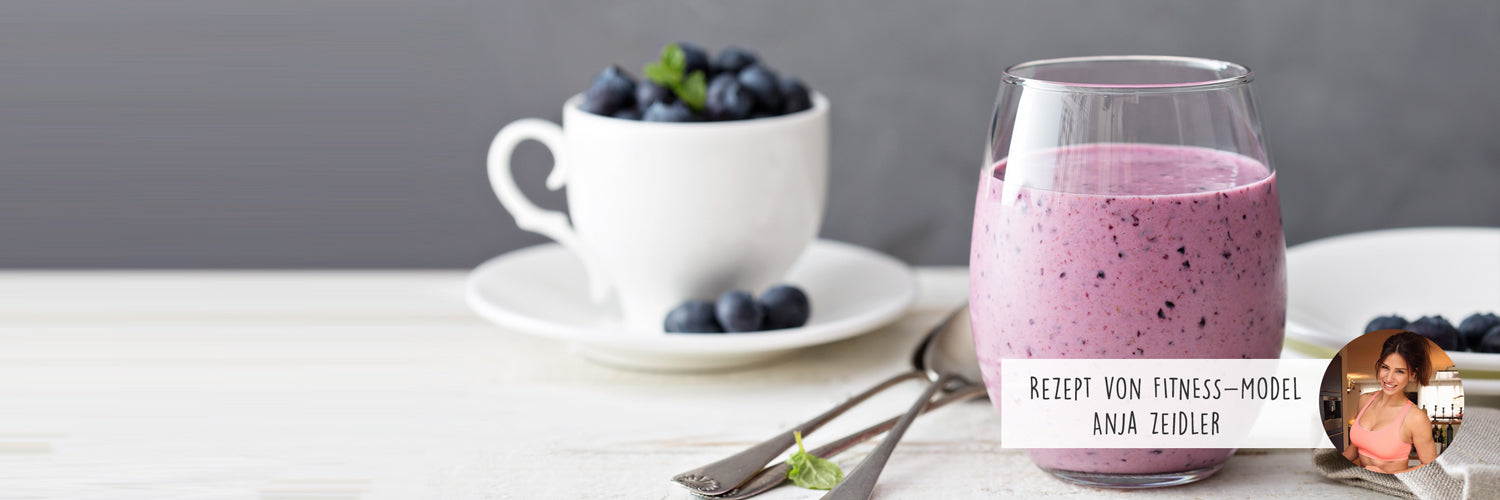 Veganer-Blueberry-Protein-Smoothie_header_mit-Badge