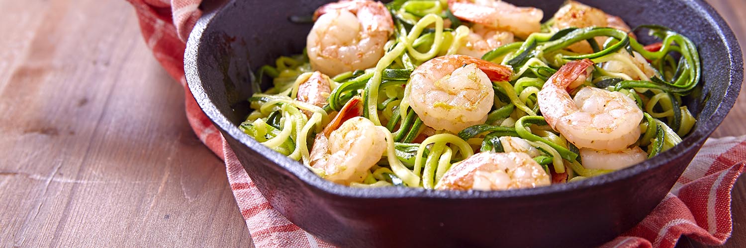 zucchini-nudeln-mit-garnelen_header